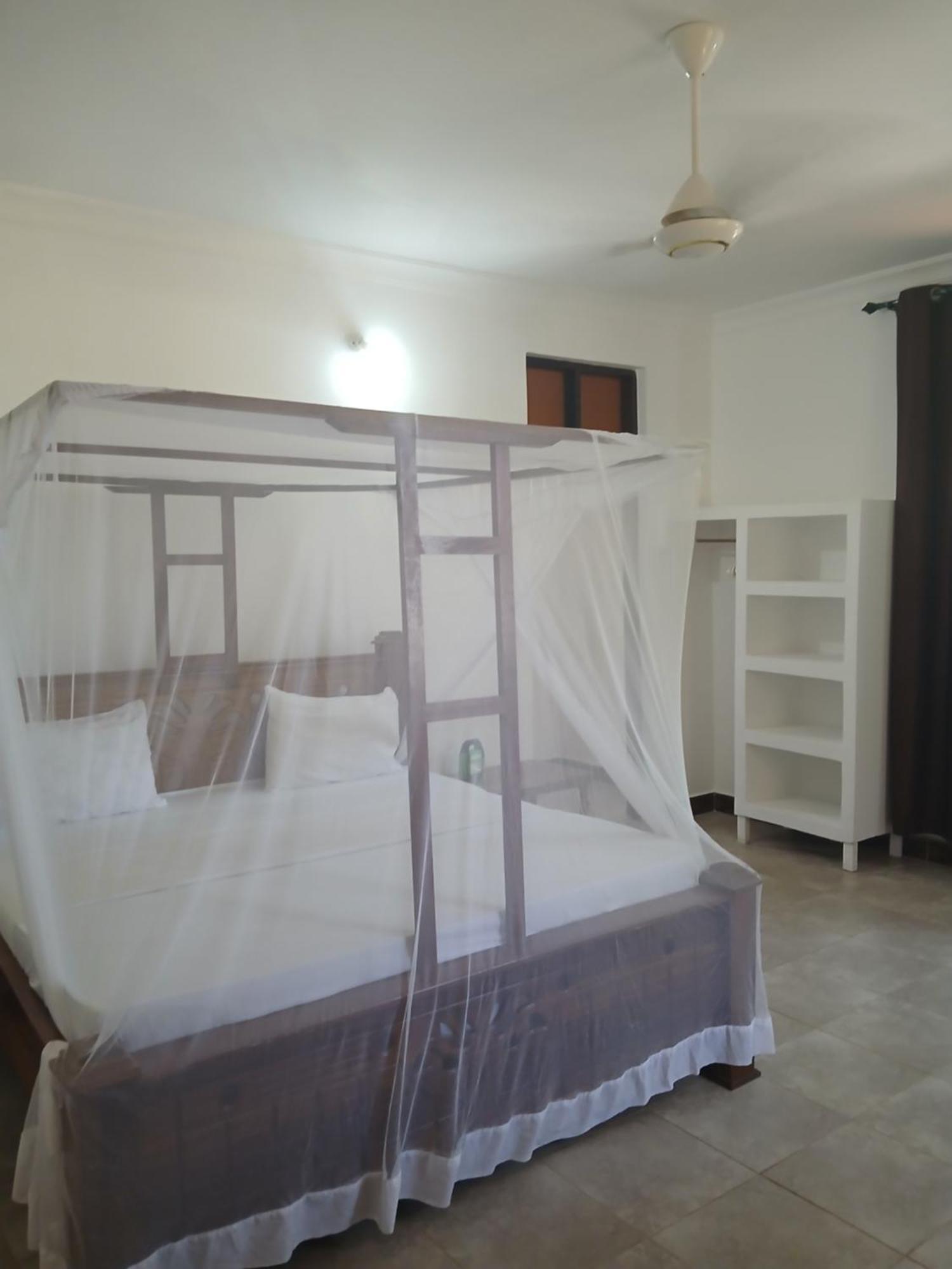 Majani Breeze Villa นูงวี ภายนอก รูปภาพ